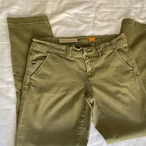 Pilcro Chinos